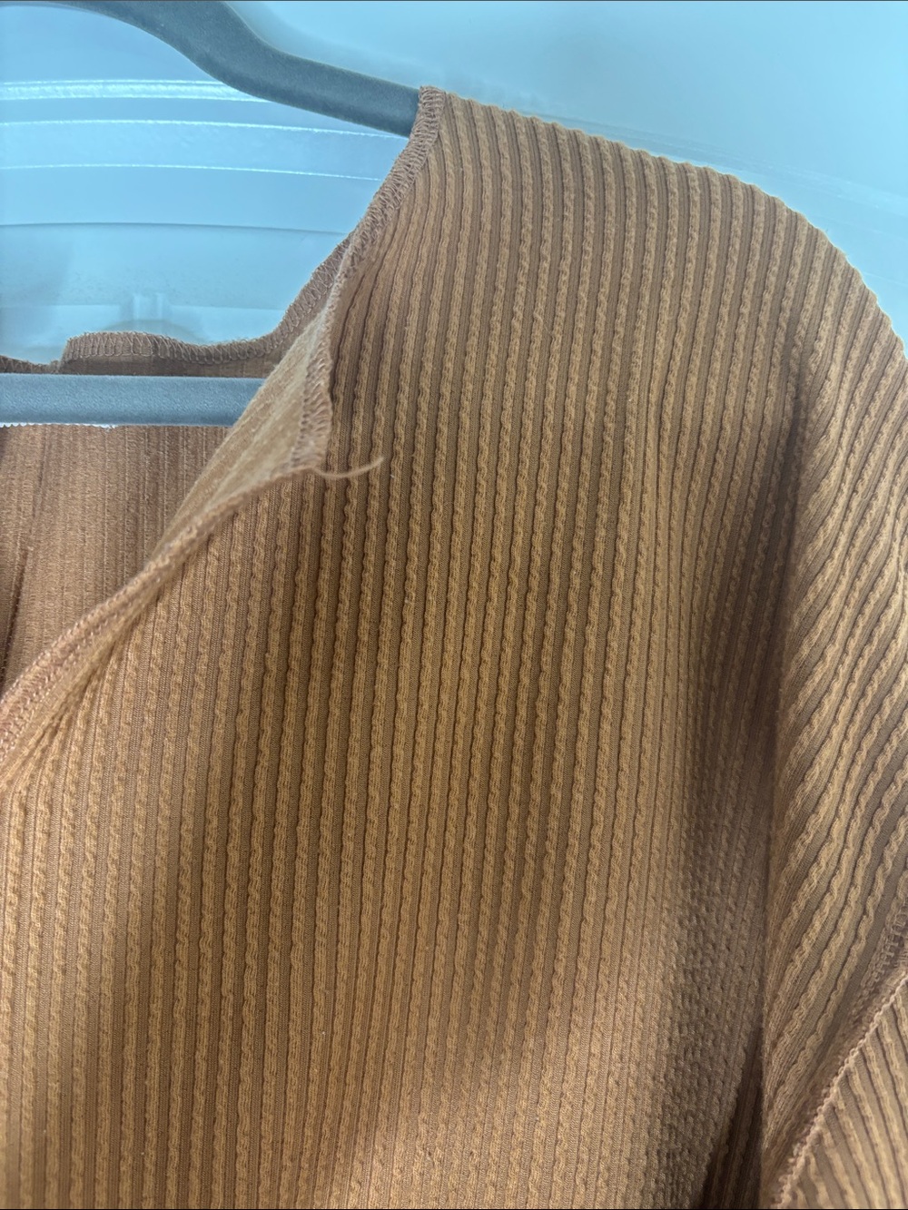 Francesca's Collections Rust Brown Ribbed V-Neck Pullover - Picture 2 of 4
